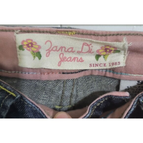 ZANA DI Jeans Juniors SZ 9 Embroidered Boho Hippie y2k vintage jeans Floral - Picture 9 of 15
